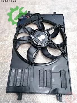 Volkswagen Golf Fan Paneli 5QM121205 çıkma parça