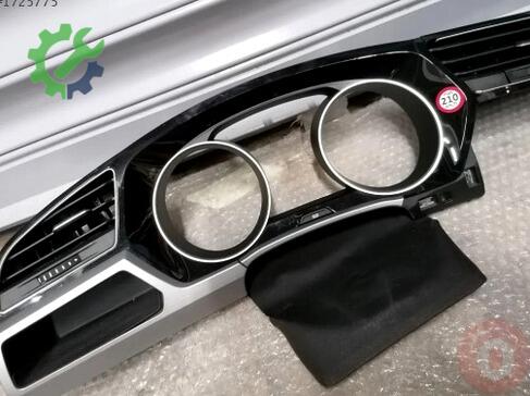 Volkswagen Touran Havalandırma Izgaraları 5TB858415A çıkma parça