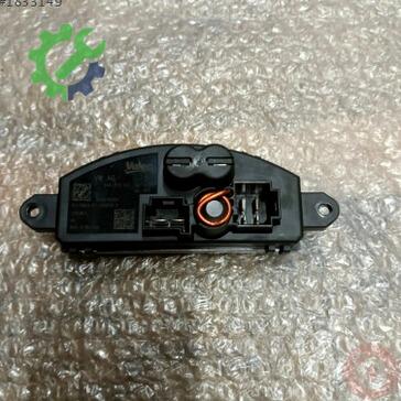 Audi Q2 Beyin 5WA907521 çıkma parça