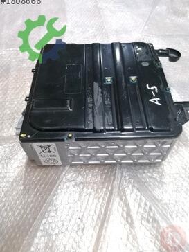 Audi A3 Akü 5WA915107 çıkma parça