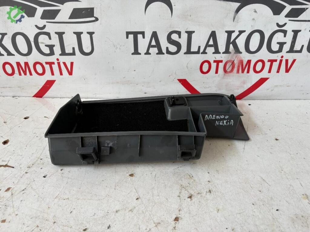 Daewoo Nexia Torpido çıkma parça