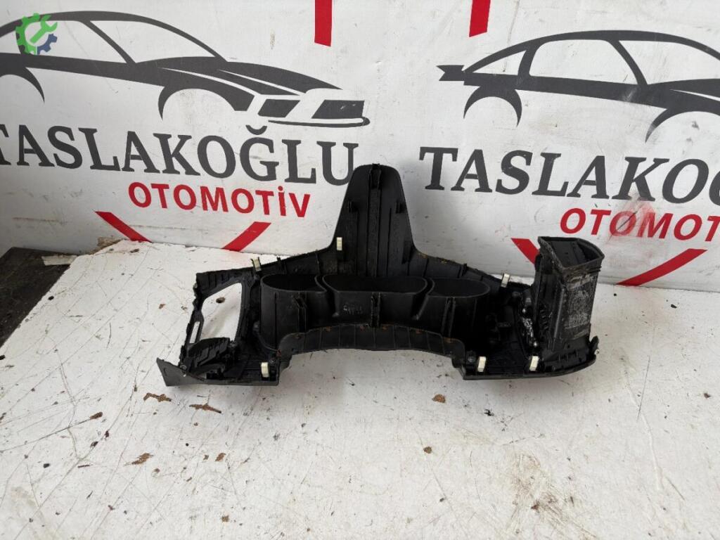 Kia Sportage Gösterge Çerçevesi çıkma parça