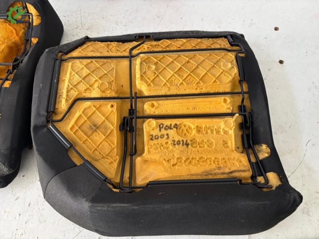 Volkswagen Polo Arka Koltuk çıkma parça