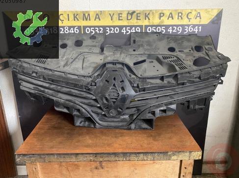 Renault Clio Ön Panjur 622562901R çıkma parça