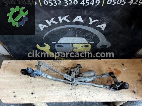 Renault Megane Silecek Motoru 64300024 çıkma parça