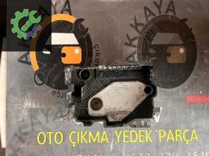 648947355R Clio 5 Akü Alt Tablası Orjinal Çıkma