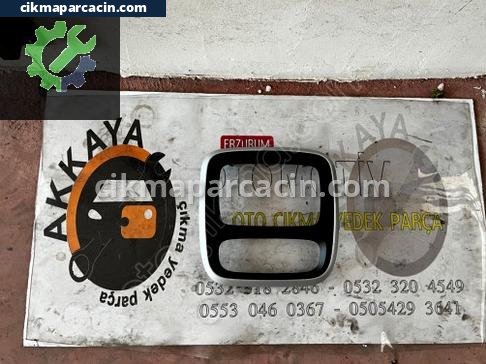 Renault Trafic Teyp Çerçevesi çıkma parça