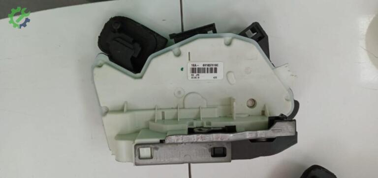 Skoda Fabia Kapı Kilidi çıkma parça
