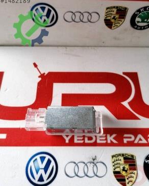 Volkswagen Passat Torpido 6L0947415A çıkma parça