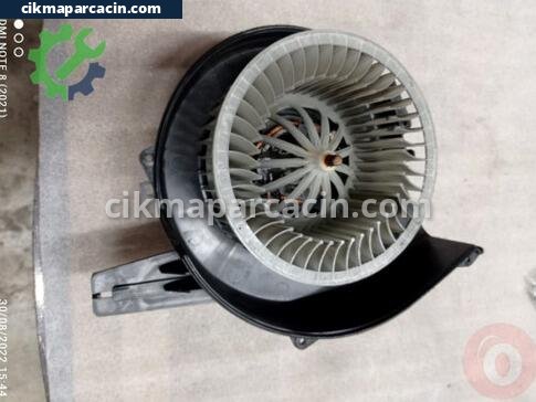 Skoda Fabia Kalorifer Motoru çıkma parça