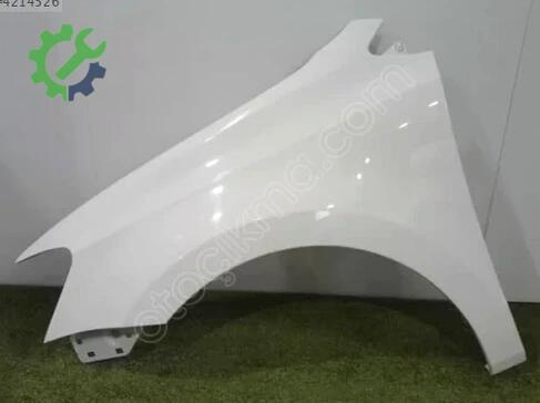 Volkswagen Polo Çamurluk çıkma parça