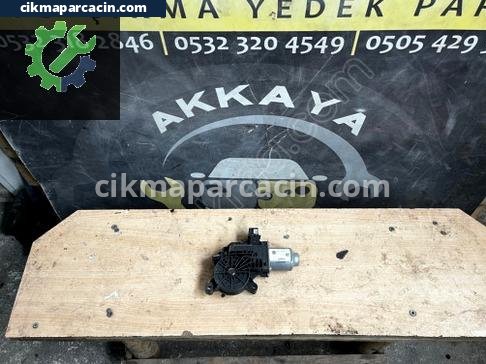 Volkswagen Amarok Cam Motoru çıkma parça