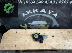 6R0959812D Jetta Sağ Arka Cam Motoru Orjinal Çıkma
