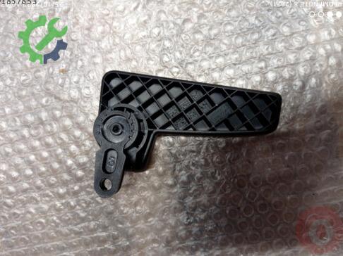 Volkswagen Arteon Kaput Açma Kolu 6R1823533 çıkma parça