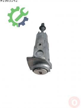 Skoda Fabia Kapı Kilidi 6V0837167 çıkma parça