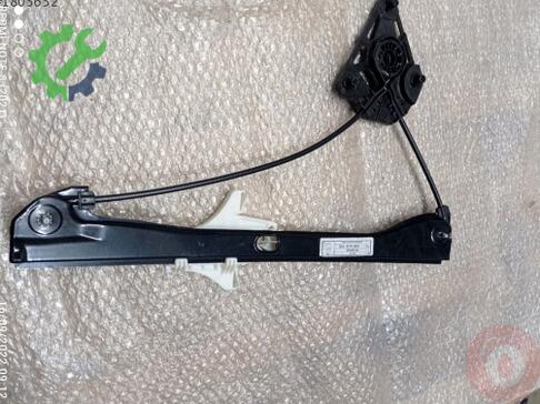 Skoda Fabia Kelebek Camı 6V0839462 çıkma parça