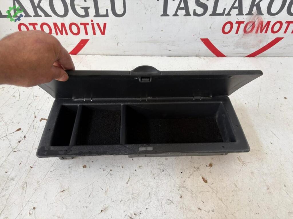 Renault Megane Bakalitler çıkma parça