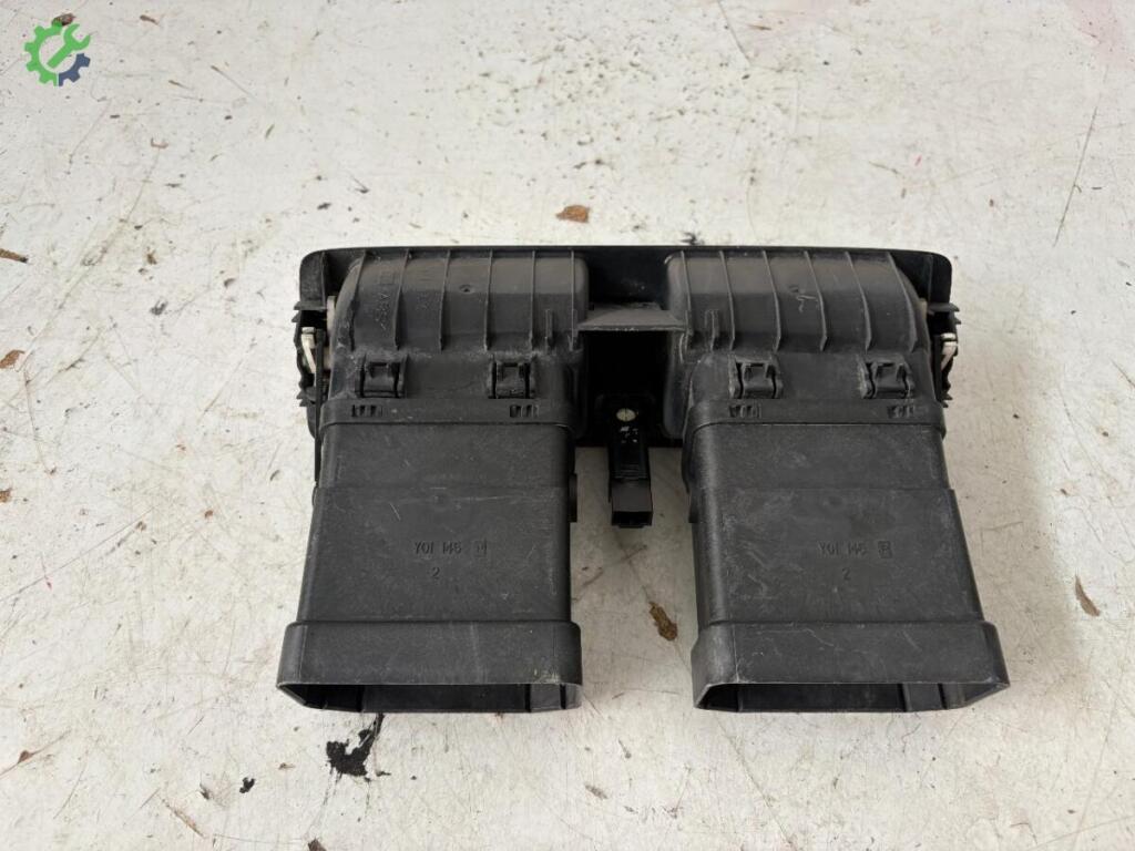 Volvo S40 Kalorifer Izgarası çıkma parça