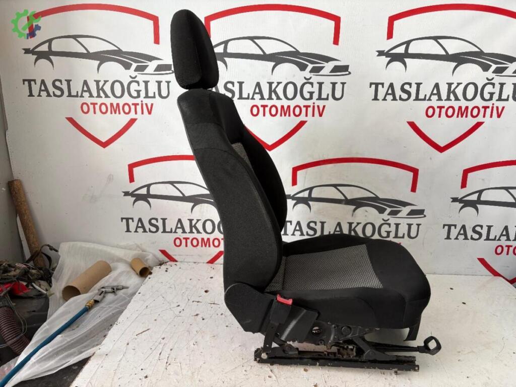 Volkswagen Polo Koltuk çıkma parça