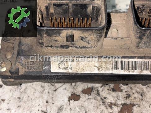 Fiat Punto Motor Beyni 71736339 çıkma parça