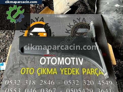 Mitsubishi L200 Orta Direk Kaplaması çıkma parça