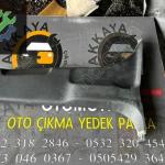 7211A385ZZ Mitsubishi L200 Sol Orta Direk Kaplaması Alt Çıkma