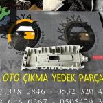 7211A430ZZ Mitsubishi L200 Sağ Orta Direk Kaplaması üst Çıkma