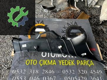 Mitsubishi L200 Arka Direk Kaplaması 7212A149ZZ çıkma parça