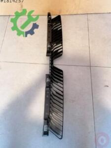 Çıkma Volkswagen Touareg Tampon Braketi 760807200