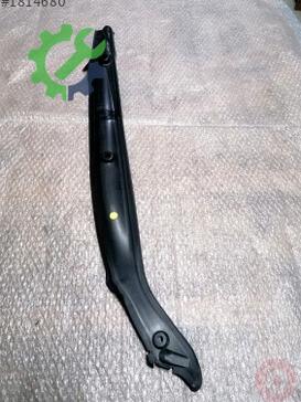 Volkswagen Touareg Çamurluk 760821111A çıkma parça