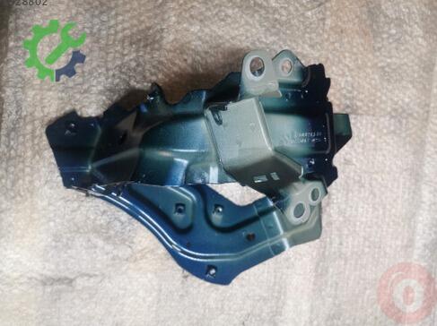 Volkswagen Touareg Çamurluk 760821138 çıkma parça