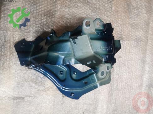 Volkswagen Touareg Çamurluk 760821138 çıkma parça