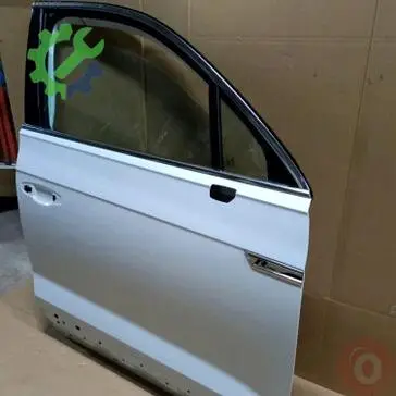 Volkswagen Touareg Kapı 760831052B çıkma parça