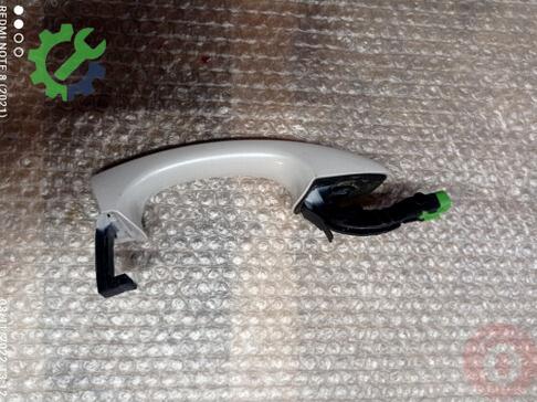 Volkswagen Touareg Kapı Kolu 760837206 çıkma parça