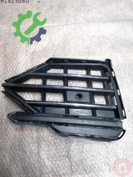 Volkswagen Touareg Sis Farı Çerçevesi 760853661 çıkma parça