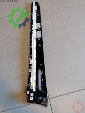 Volkswagen Passat Kapı Çıtası 760867410N çıkma parça