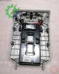 Tavan Lambası Volkswagen Touareg 2022 Çıkma 760947105N