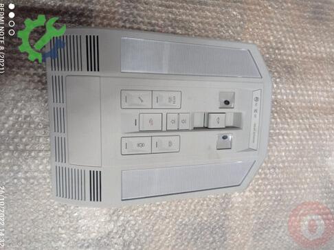 Volkswagen Touareg Tavan Lambası 760947105S çıkma parça