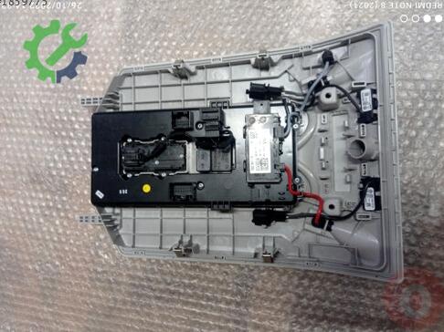 Volkswagen Touareg Tavan Lambası 760947105S çıkma parça