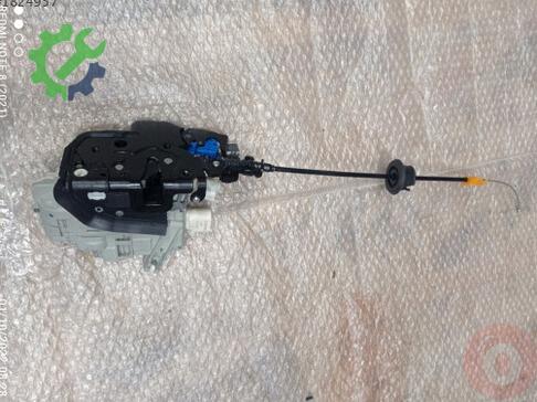 Volkswagen Touareg Kapı Kilidi 761837016A çıkma parça