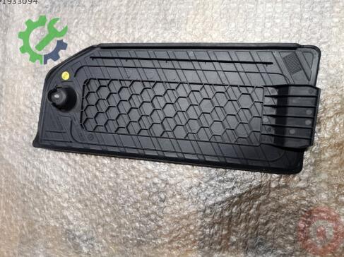 Volkswagen Touareg Motor Braketi 761864777B çıkma parça