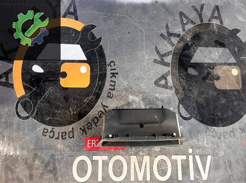 Opel Vectra Ön Panjur 769053620 çıkma parça