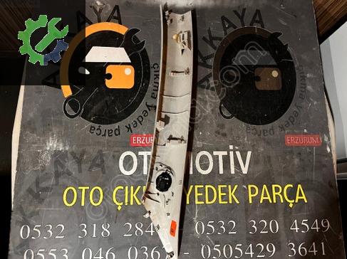 Renault Clio Ön Direk Kaplaması 769111878R çıkma parça