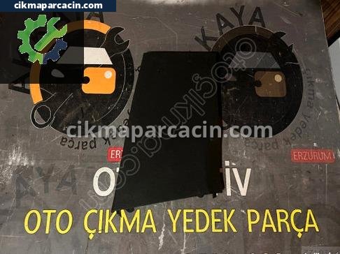 Renault Clio Orta Direk Kaplaması çıkma parça