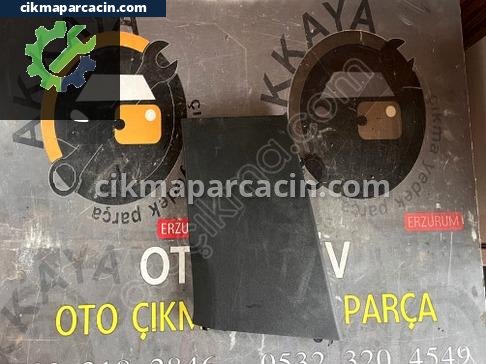 Renault Clio Orta Direk Kaplaması çıkma parça