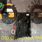 769168775R Clio 5 Orta Direk Kaplaması Sol Alt Orjinal Çıkma