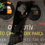 769186022R Clio 5 Sol Arka Direk Kaplaması Orjinal Çıkma