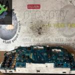 769216-250 MAZDA 323F Kilometre Saati