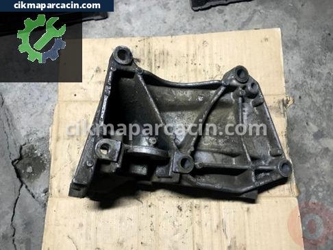 Renault Trafic Motor Braketi çıkma parça