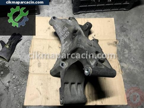 Renault Clio Motor Braketi çıkma parça